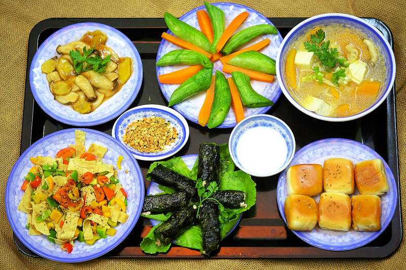 Tổ chức nghi lễ cúng thất – Chuẩn bị lễ vật chu đáo để tiễn biệt trọn nghĩa tình