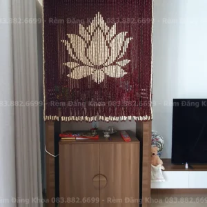 Rèm hoa sen gỗ tự nhiên – thanh cao, tĩnh lặng, phong thủy