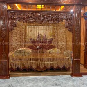 Rèm Hạt Gỗ Hoa Sen 6 cánh gỗ pơmu – biểu tượng thanh cao và bình an, lý tưởng cho không gian thờ trang nghiêm tại các căn hộ chung cư.