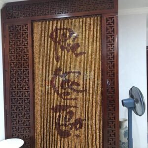 Rèm Pơmu treo bàn thờ – bền đẹp, phong thủy, dễ kết hợp.