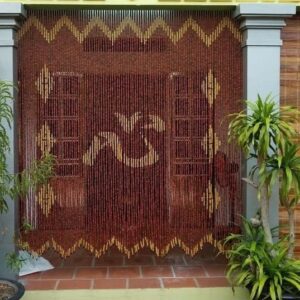 Rèm gỗ hương chữ Tâm nho – thiết kế tinh tế, mộc mạc, thích hợp cho mọi mẫu rèm gỗ phòng thờ, giúp không gian thêm yên bình và thiêng liêng.