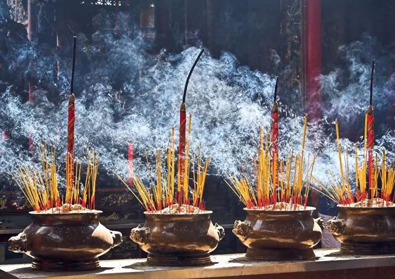 Văn khấn tạ bát hương 100 ngày về nhà mới – Kết nối tâm linh, đón bình an